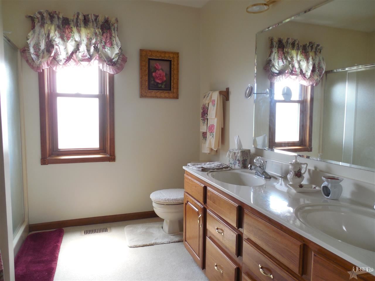 8731 Ash Bourne Dr, Fort Wayne, IN 46804 photo 4