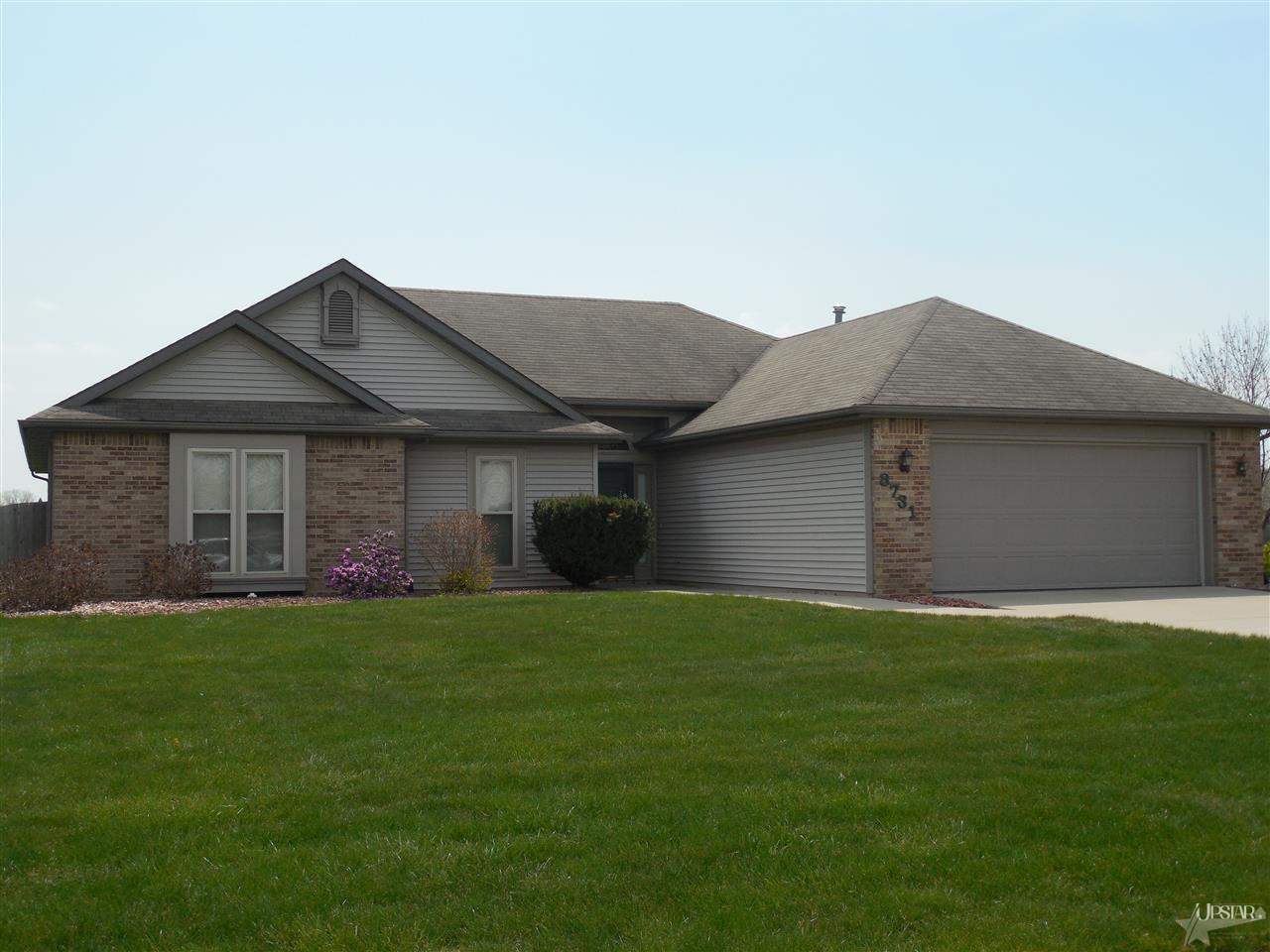 8731 Ash Bourne Dr, Fort Wayne, IN 46804 photo 1