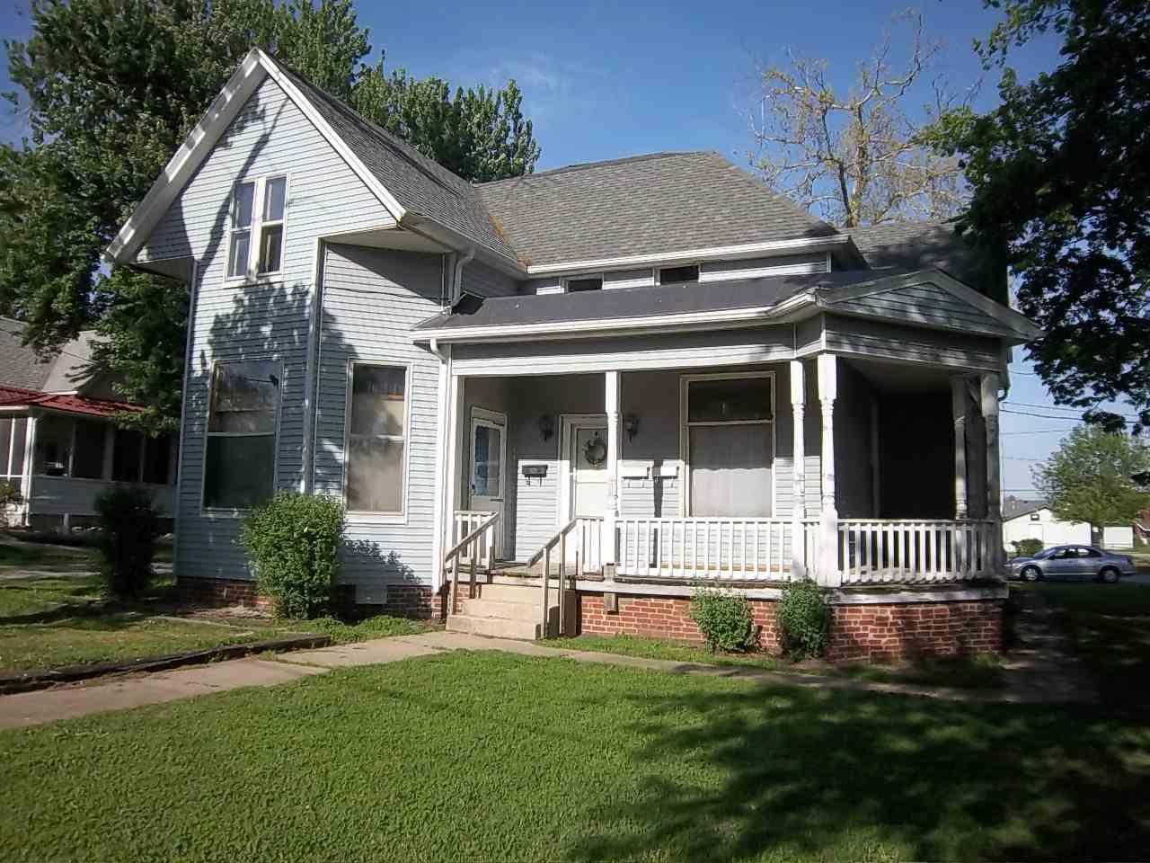 430 S Second St, Boonville, IN 47601 photo 1