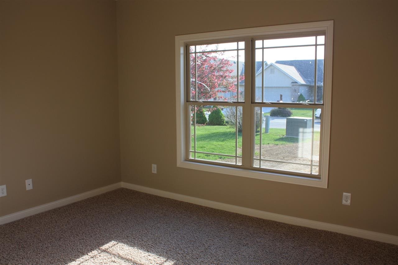3697 Meadow View Dr, Kokomo, IN 46902 photo 6