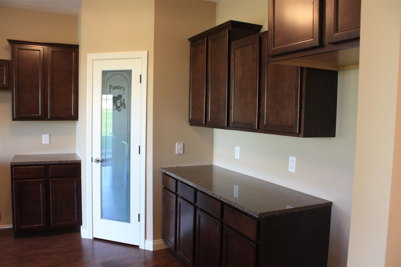 3697 Meadow View Dr, Kokomo, IN 46902 photo 3