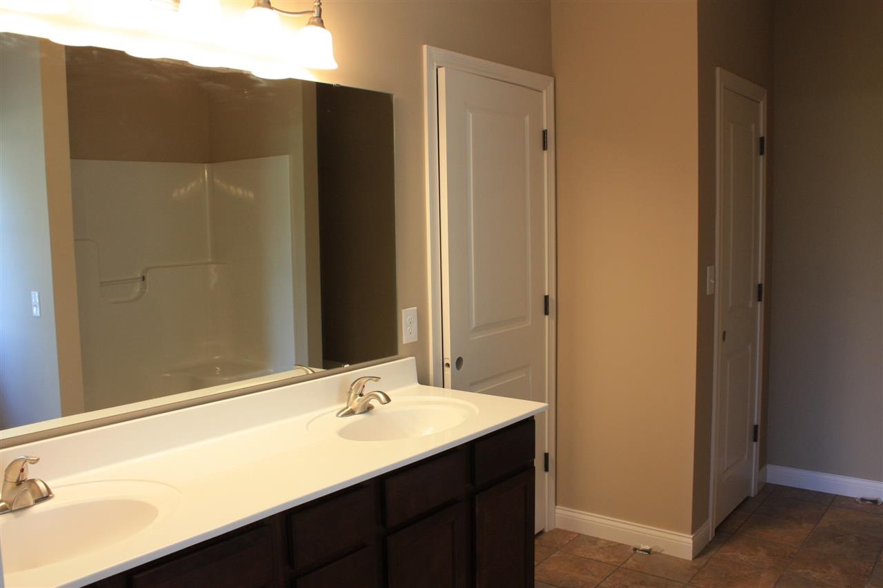3697 Meadow View Dr, Kokomo, IN 46902 photo 5