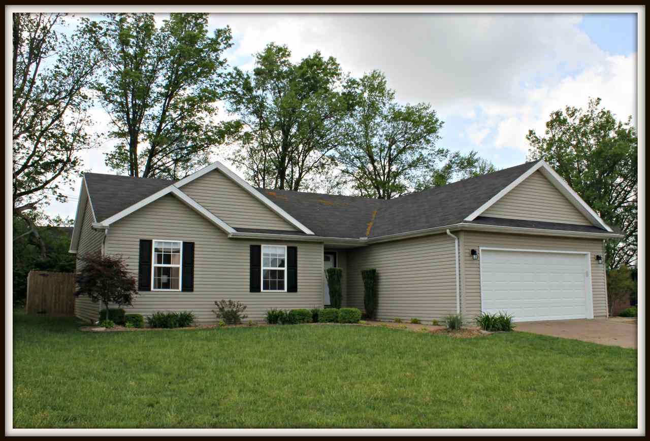 10669 Tecumseh Dr, Newburgh, IN 47630 photo 1