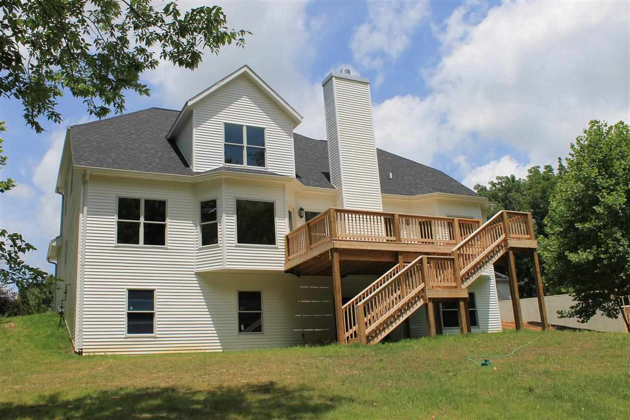 936 S Brumley Ct, Bloomington, IN 47401 photo 2