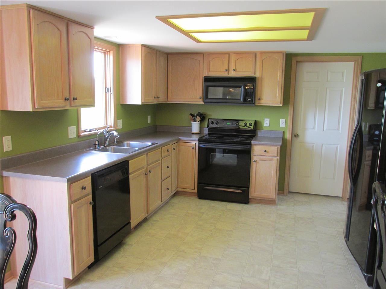 2535 W Harbourside Dr, Fort Wayne, IN 46814 photo 9