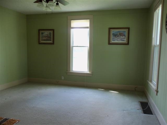 13901 Darmstadt Rd, Evansville, IN 47725 photo 3