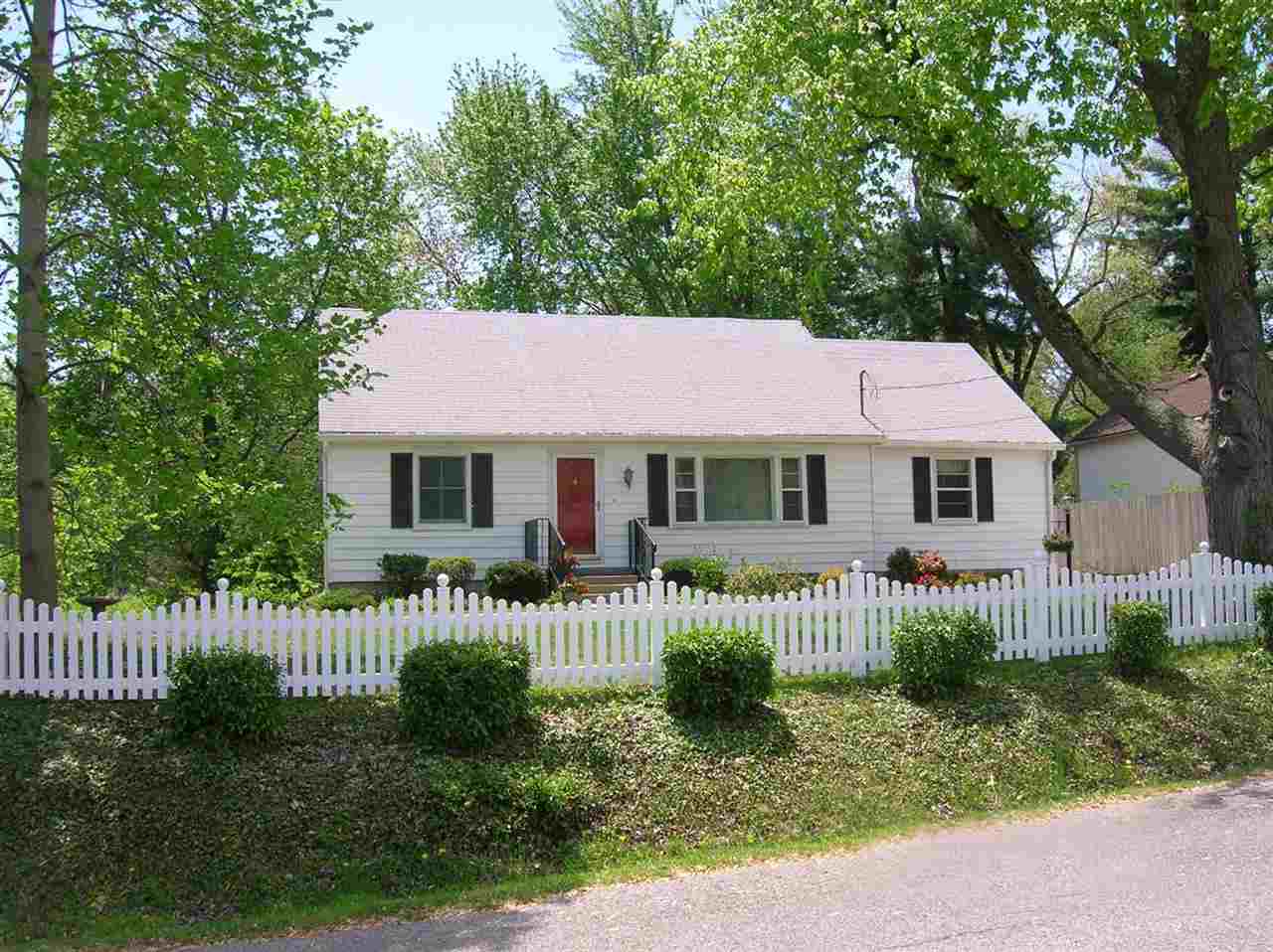 3200 Folz Ln, Evansville, IN 47720 photo 1