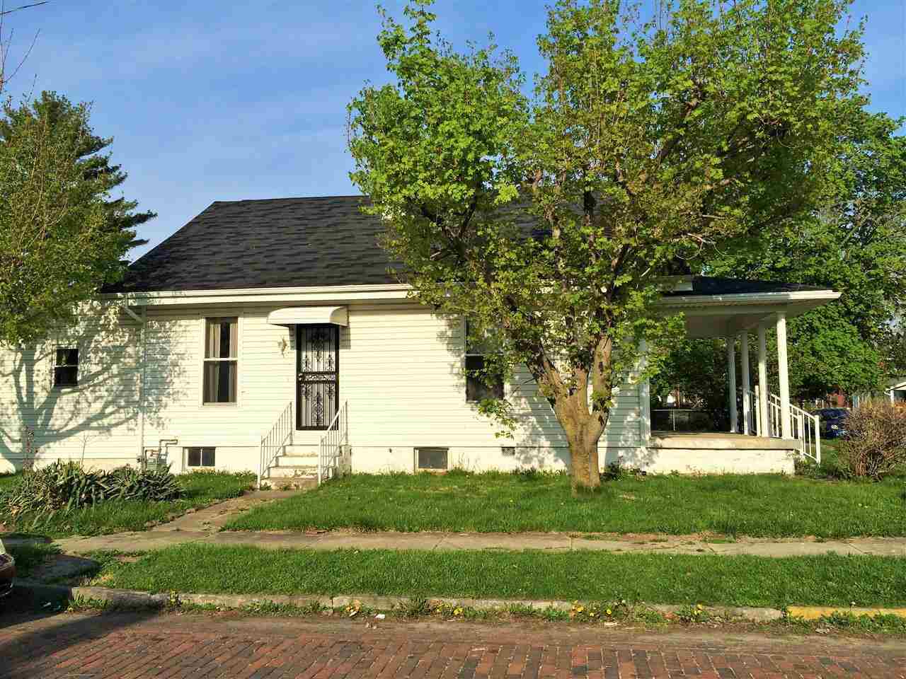 224 W 9th St, Marion, IN 46953 photo 2