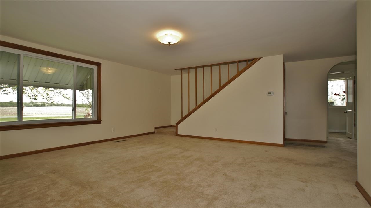5063 N 1125 E, Otterbein, IN 47970 photo 3