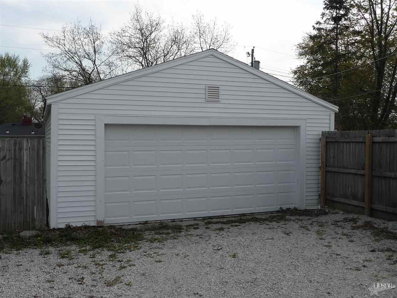 5432 Rothermere Dr, Fort Wayne, IN 46835 photo 2