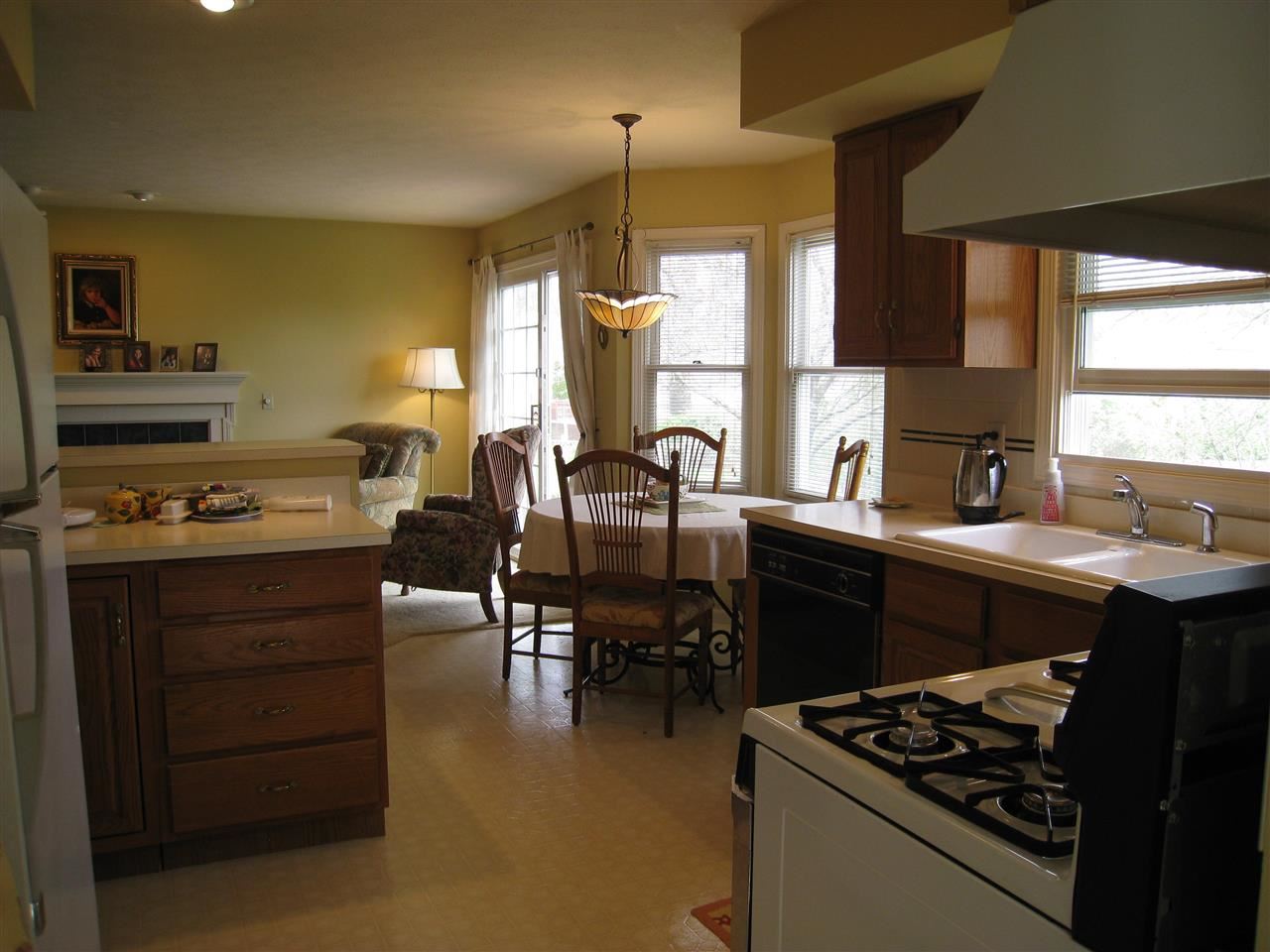 2311 Foxfire Dr, South Bend, IN 46628 photo 11