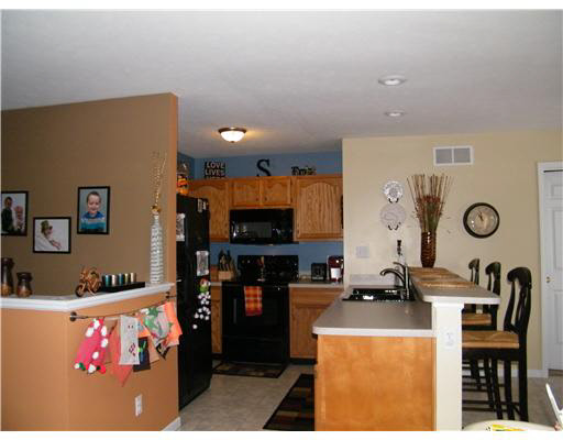 1201 Far Pond Cir, Mishawaka, IN 46544 photo 5