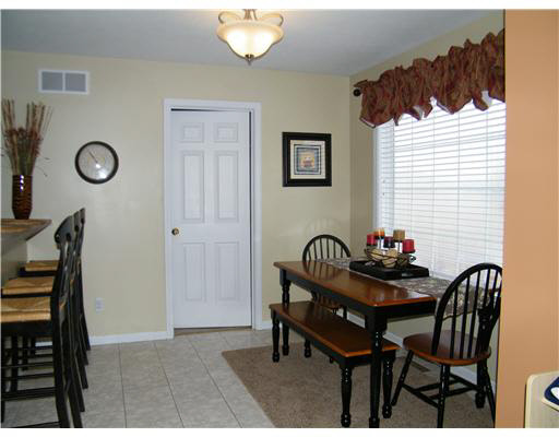 1201 Far Pond Cir, Mishawaka, IN 46544 photo 7