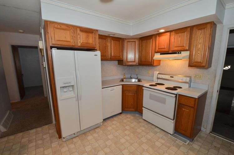 23001 Heaton Vis, Elkhart, IN 46514 photo 5