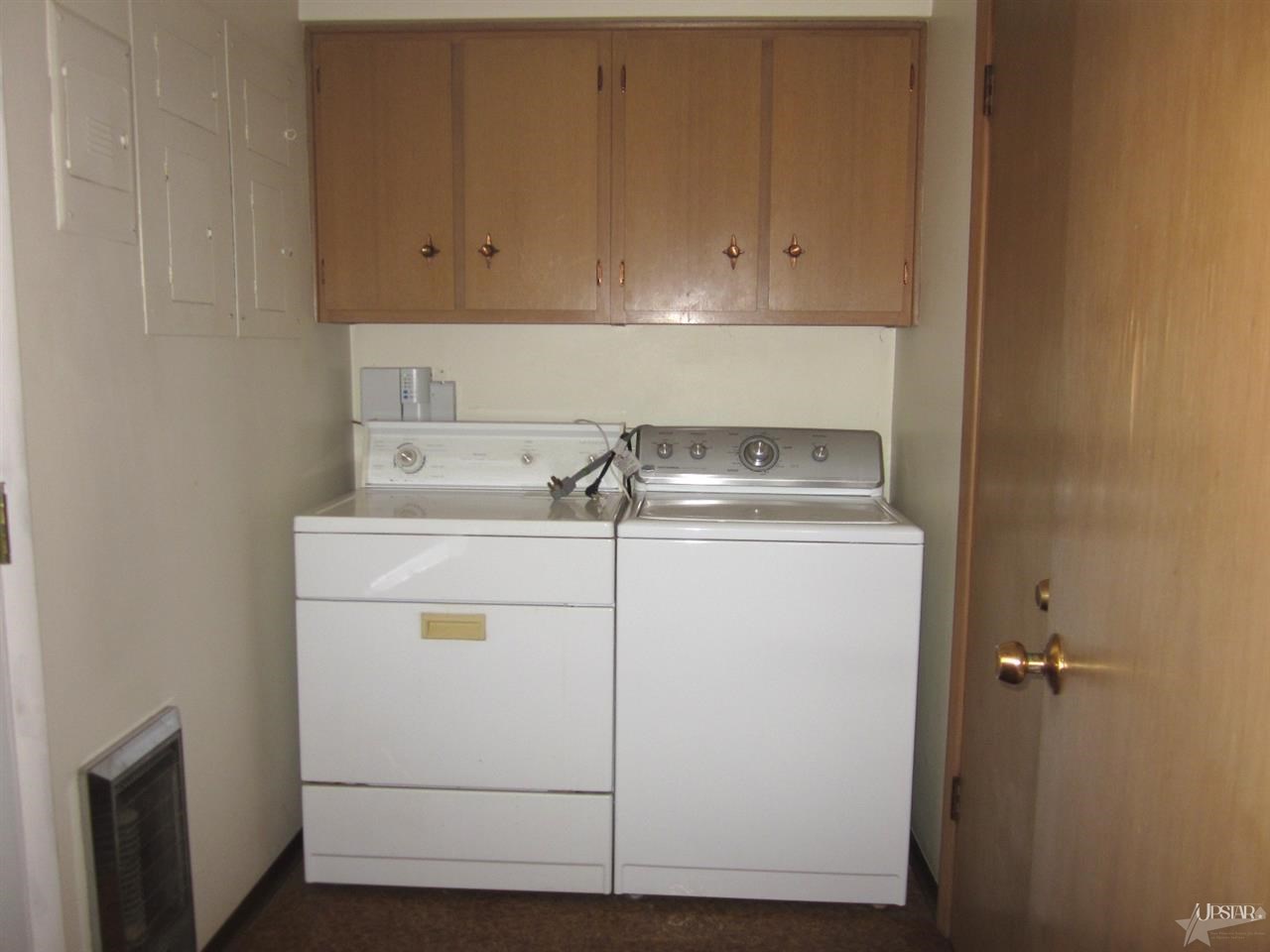 2805 Castle Dr, Fort Wayne, IN 46816 photo 7