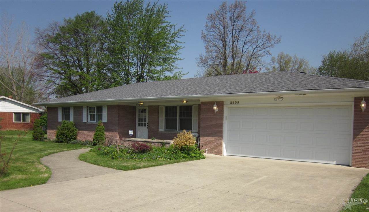 2805 Castle Dr, Fort Wayne, IN 46816 photo 2