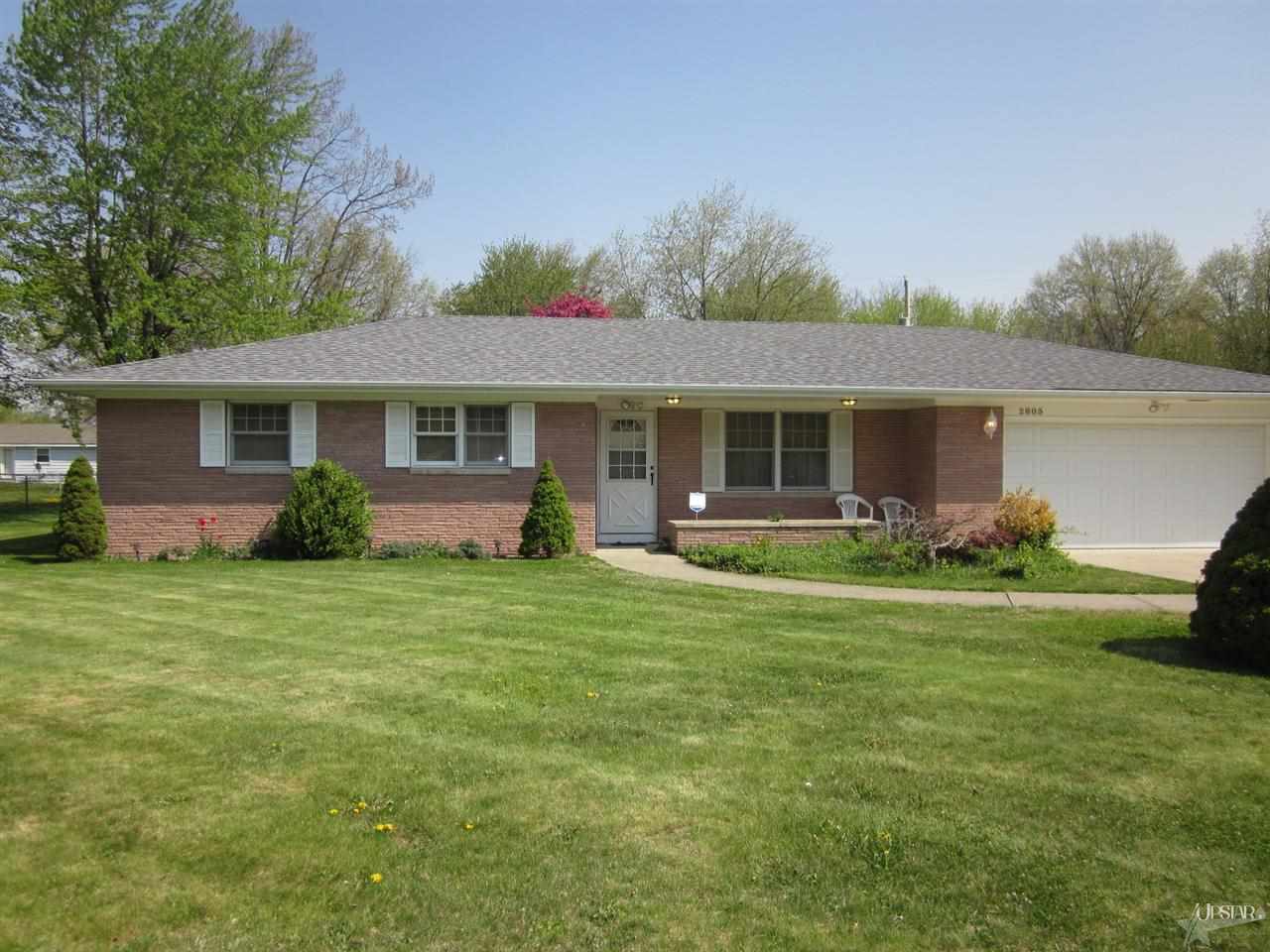 2805 Castle Dr, Fort Wayne, IN 46816 photo 1