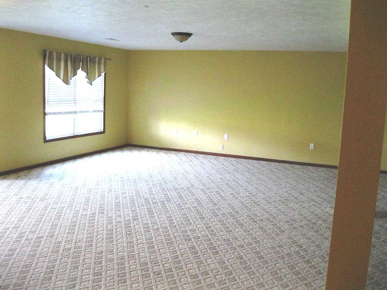 56044 Farmington Dr, Middlebury, IN 46540 photo 16