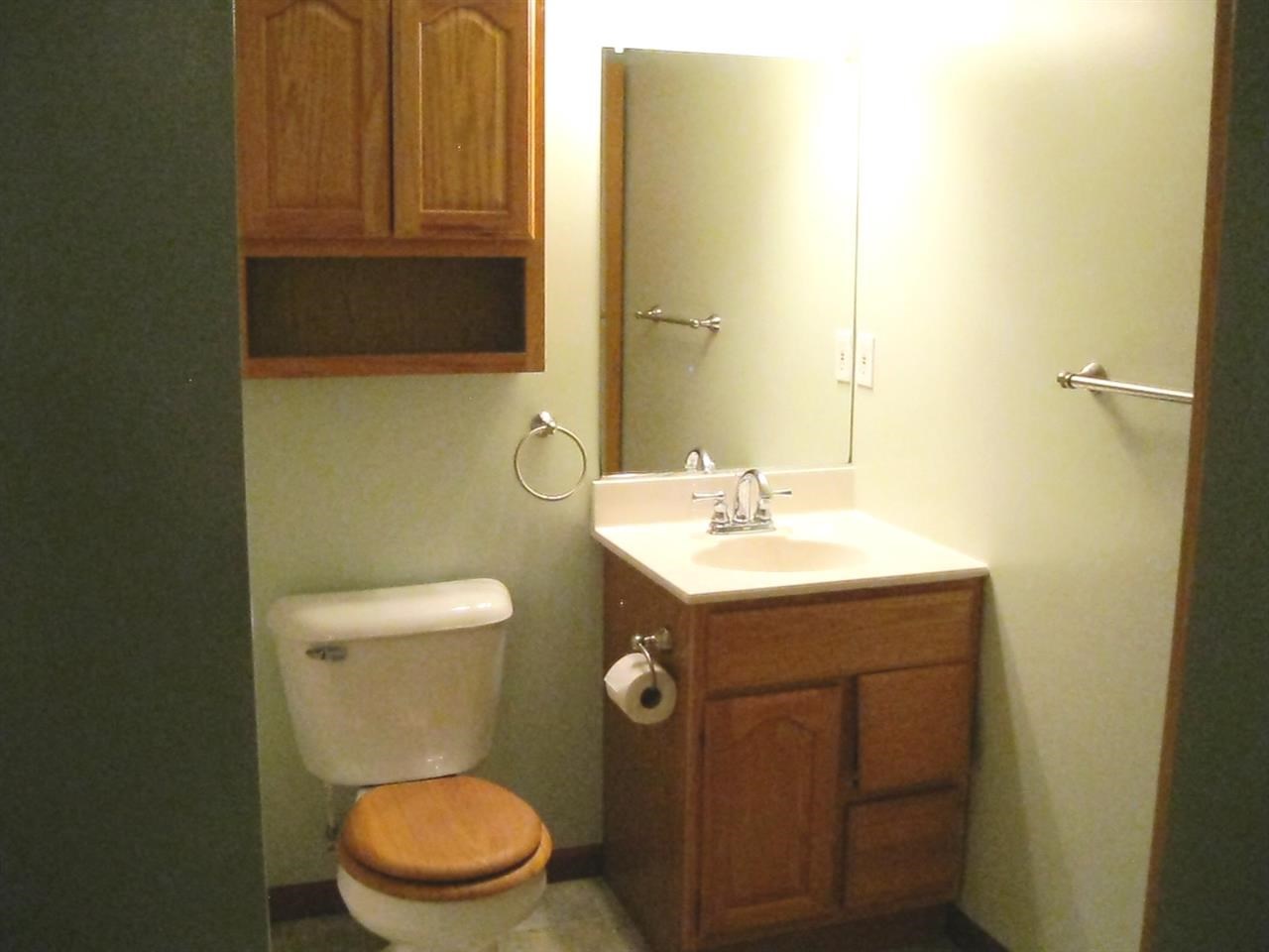 56044 Farmington Dr, Middlebury, IN 46540 photo 14