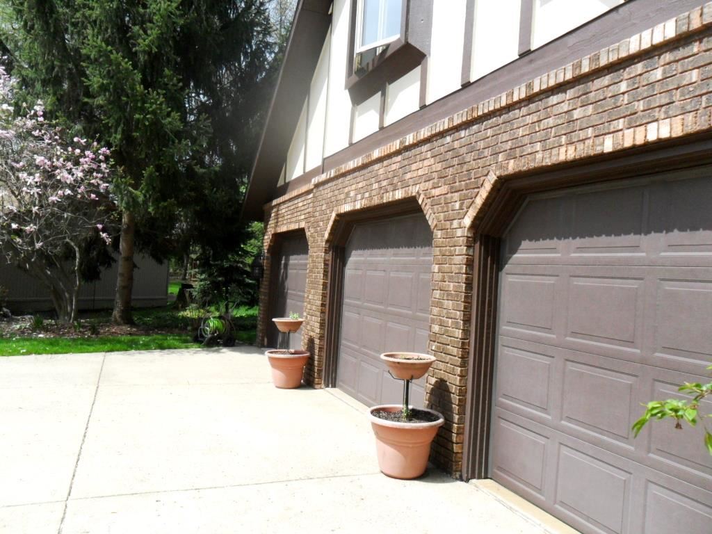 50509 Galaxy Dr, Granger, IN 46530 photo 2
