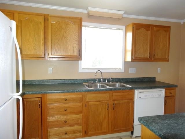 1421 W 3rd St, Marion, IN 46952 photo 3