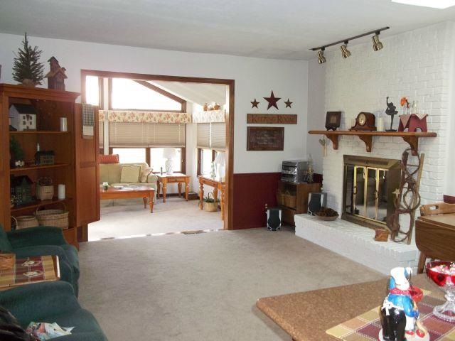 1719 E Lake Dr W, Elkhart, IN 46514 photo 8
