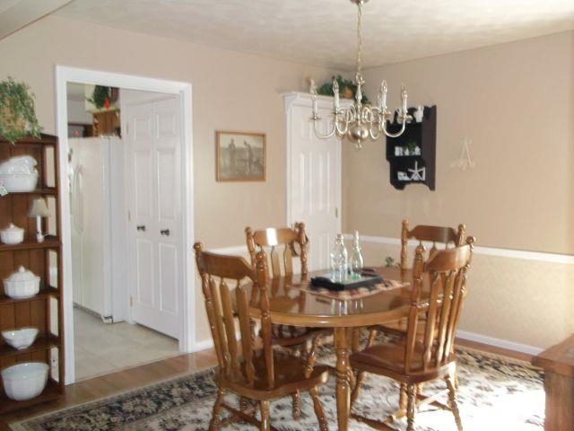1719 E Lake Dr W, Elkhart, IN 46514 photo 4