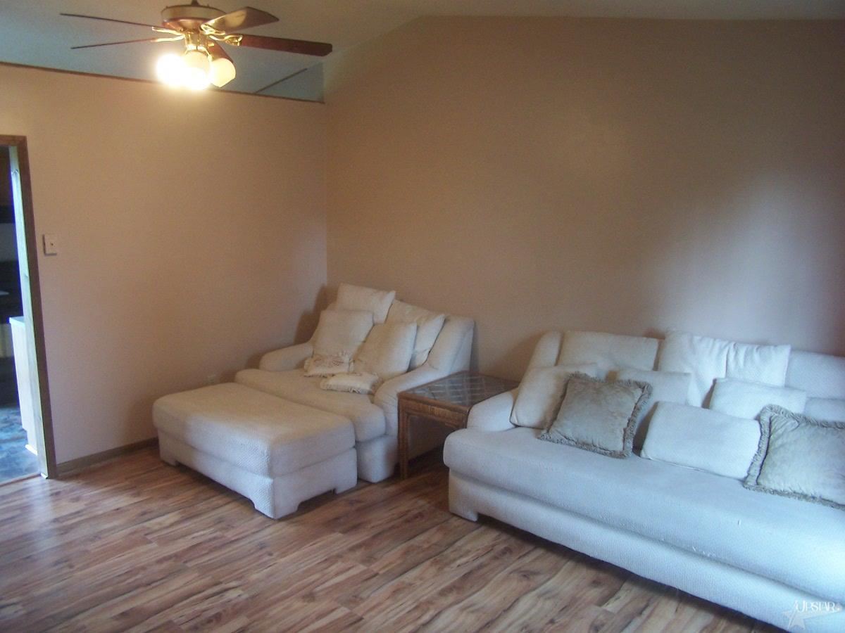 260 W Scott St, Markle, IN 46770 photo 2