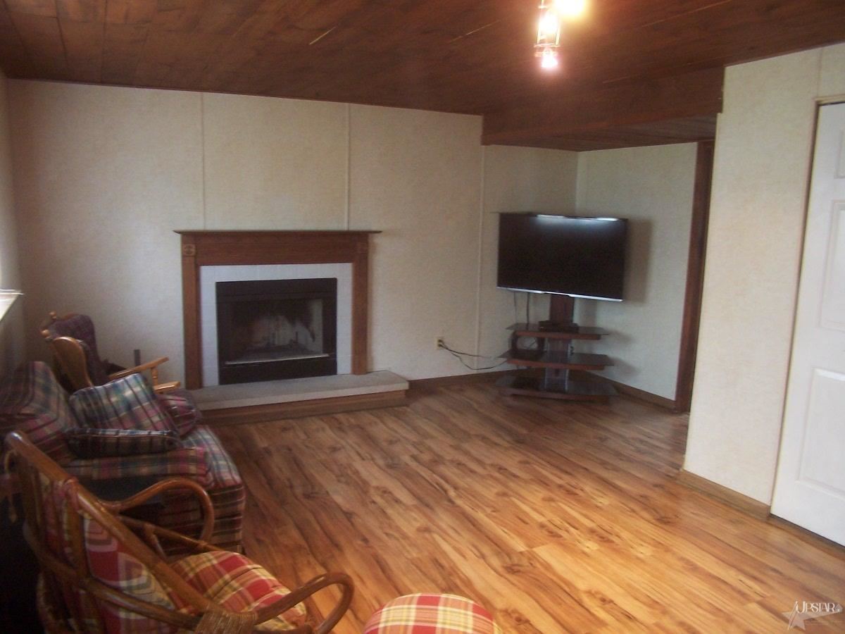 260 W Scott St, Markle, IN 46770 photo 6
