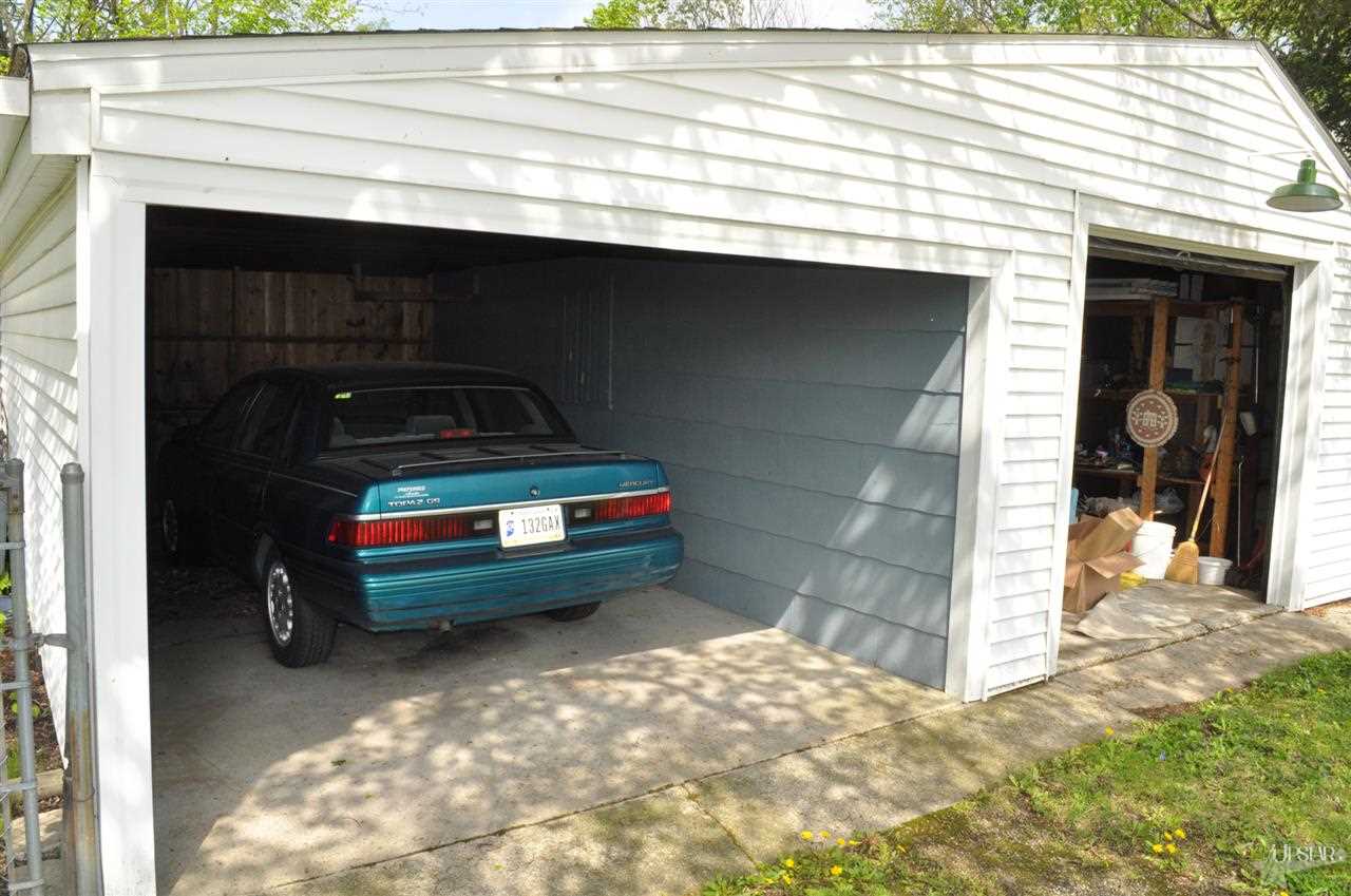1901 High St, Fort Wayne, IN 46808 photo 2