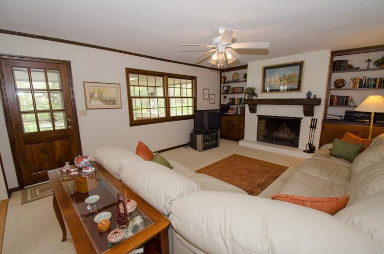 15289 Timber Trl, Mishawaka, IN 46545 photo 4