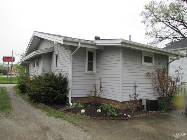 2632 Sherman Blvd, Fort Wayne, IN 46808 photo 3