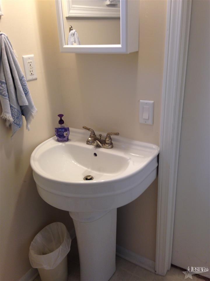 585 S Oak St, Waterloo, IN 46793 photo 15