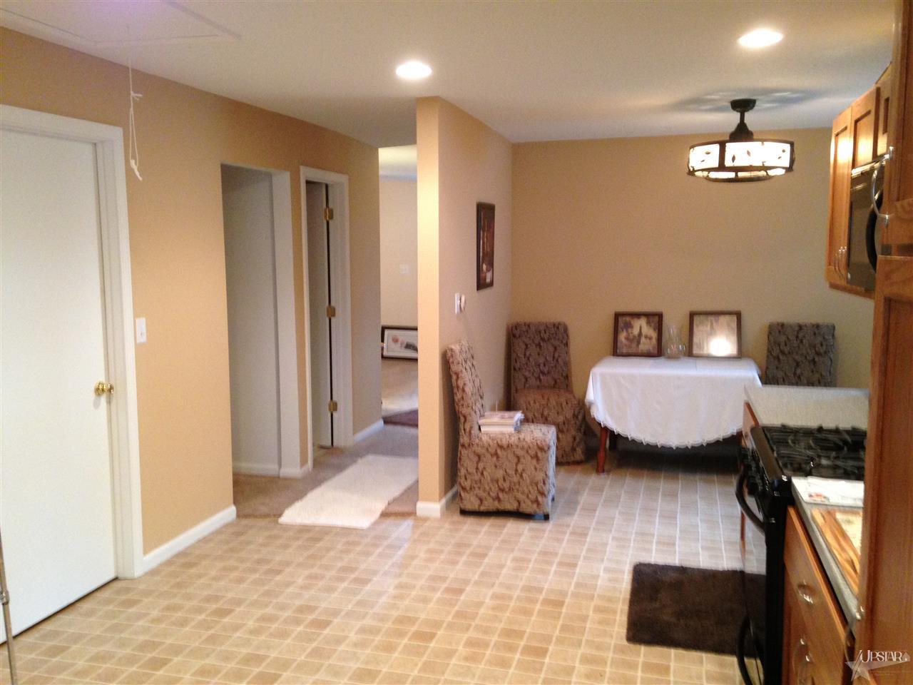 585 S Oak St, Waterloo, IN 46793 photo 5