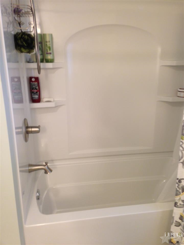 585 S Oak St, Waterloo, IN 46793 photo 13