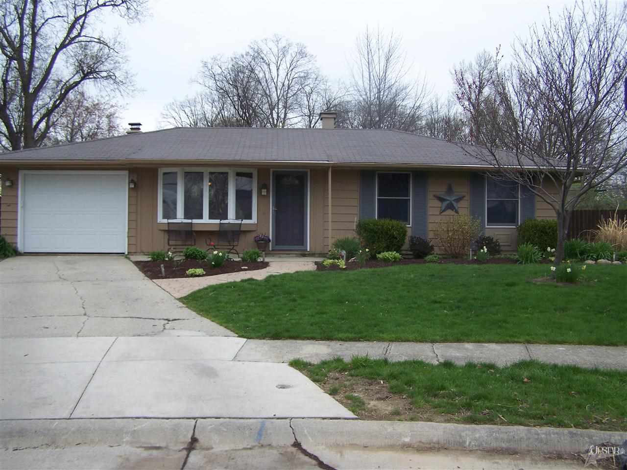5411 Upton Ct, Fort Wayne, IN 46835 photo 2