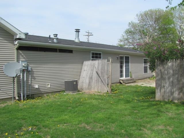 408 E Benton, Oxford, IN 47971 photo 4