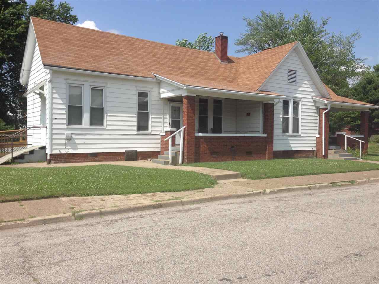 518 E Powell Ave, Evansville, IN 47713 photo 1