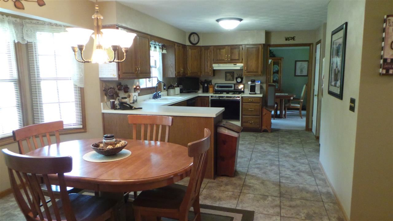 58240 Beehler Rd, Osceola, IN 46561 photo 3