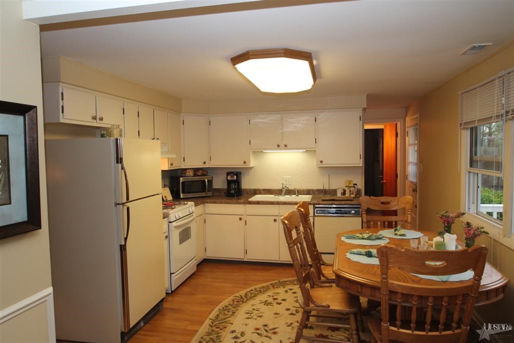 4210 Maplecrest Rd, Fort Wayne, IN 46815 photo 4