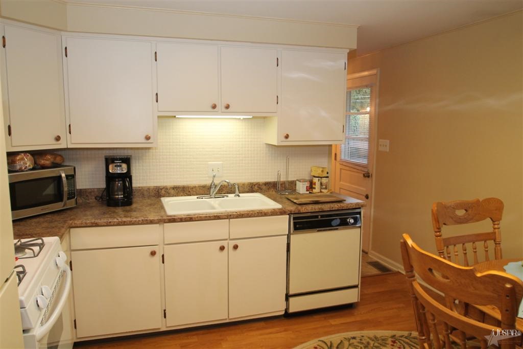 4210 Maplecrest Rd, Fort Wayne, IN 46815 photo 11