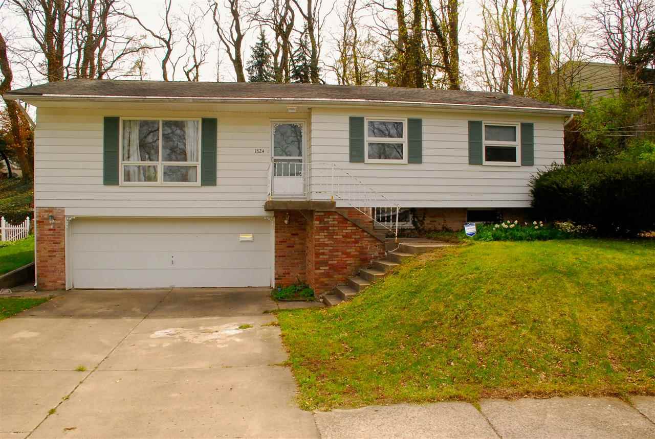 1824 Peachtree Ln, South Bend, IN 46617 photo 1