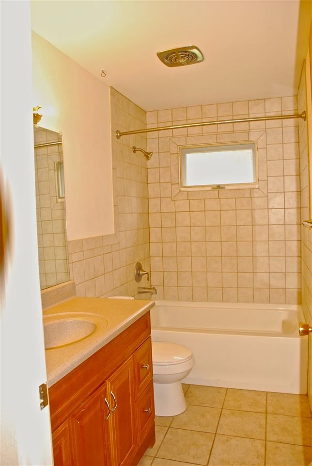 1824 Peachtree Ln, South Bend, IN 46617 photo 12