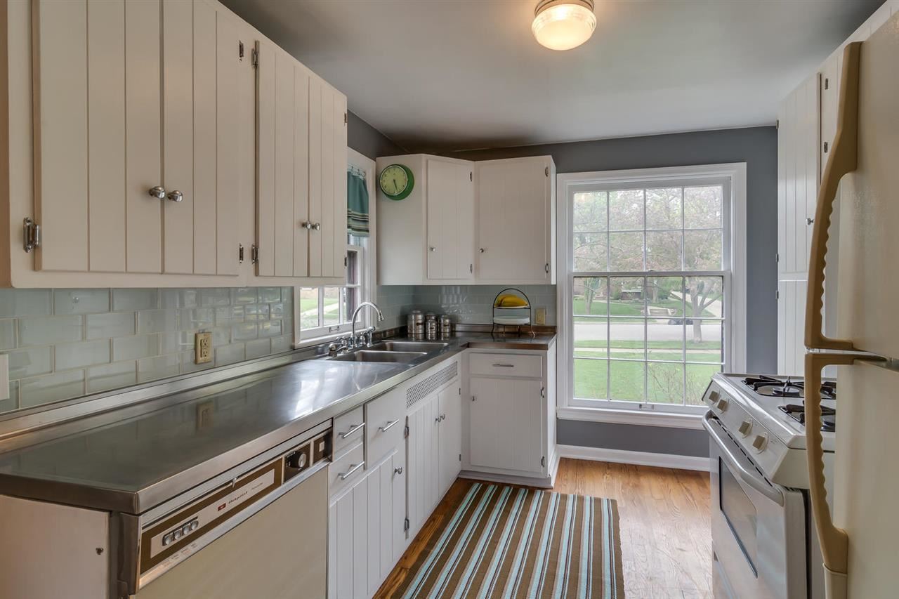 1356 Sunnymede Ave, South Bend, IN 46615 photo 9