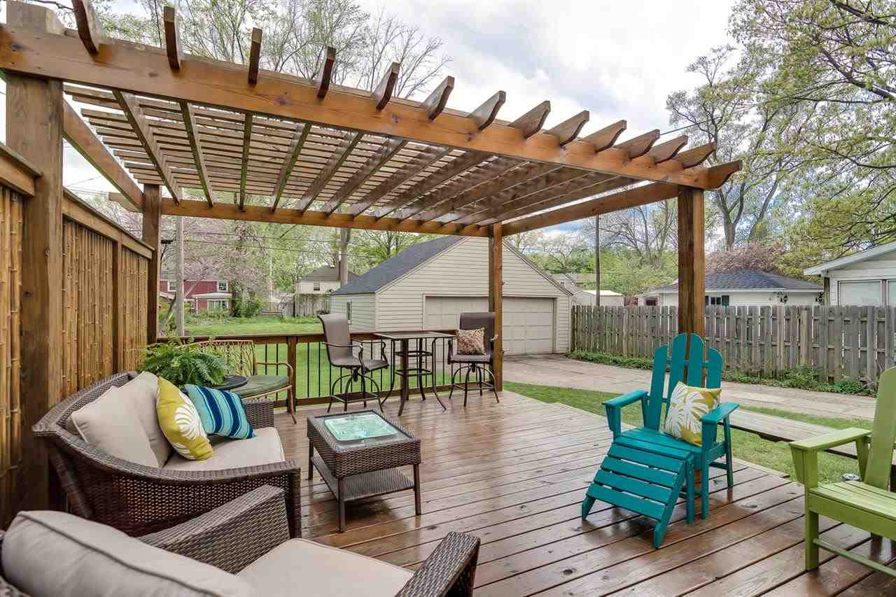 1356 Sunnymede Ave, South Bend, IN 46615 photo 6