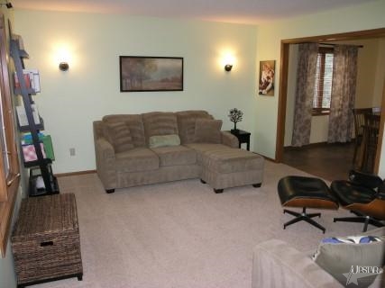 8910 Bradenton Rd, Fort Wayne, IN 46835 photo 3