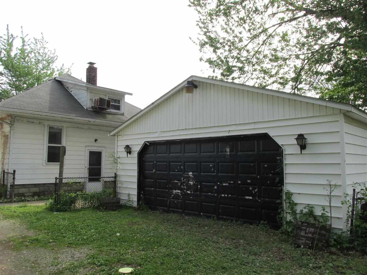 1008 E Taylor St, Kokomo, IN 46901 photo 2