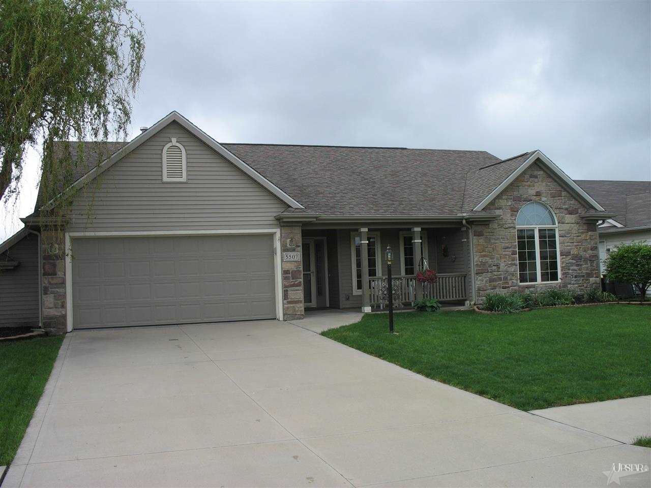 5507 Dennison Dr, Fort Wayne, IN 46835 photo 1