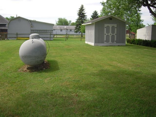 8981 E North St, Frankfort, IN 46041 photo 23