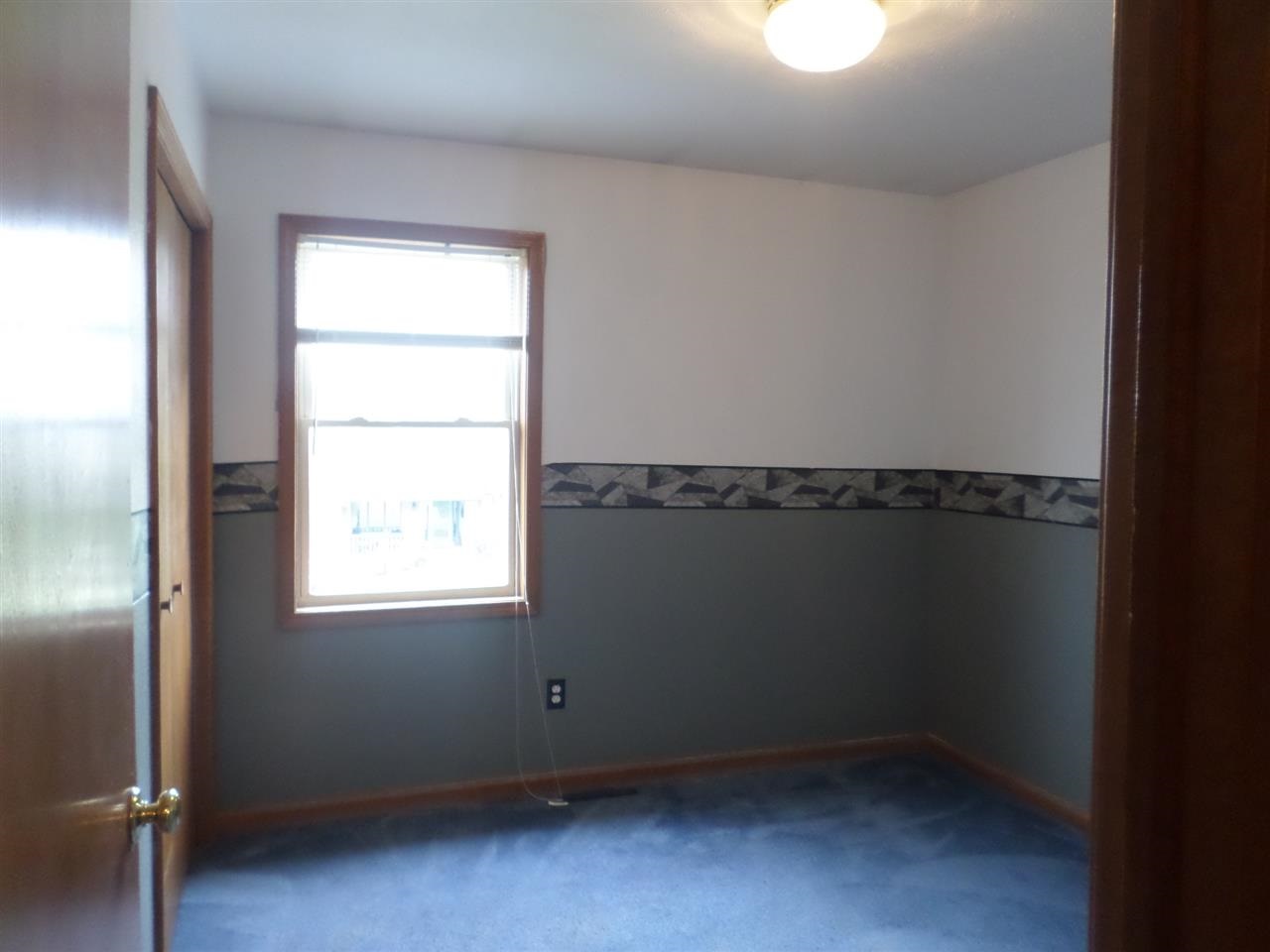 504 Dogwood Ln, Middlebury, IN 46540 photo 11